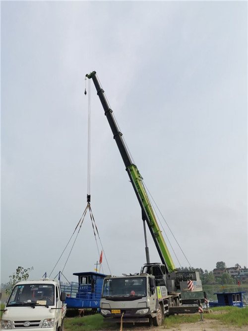 乳山市桥梁建设吊装案例